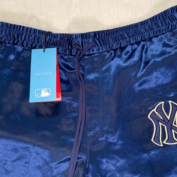 Gucci Men's Blue Ny Yankees Edition Patch Lounge Pants - Picture 2 of 14